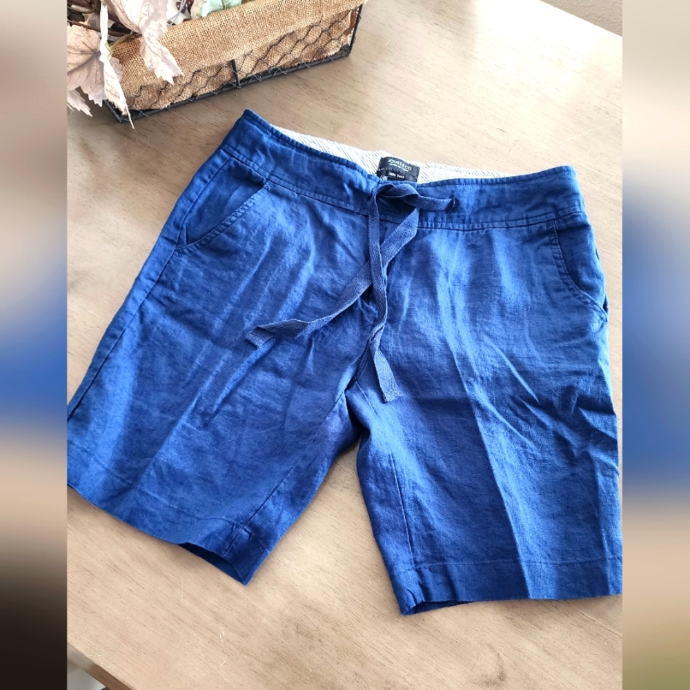 Women's  Linen Shorts, Size 6